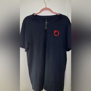 Brand new lululemon MENS‎ TSHIRT